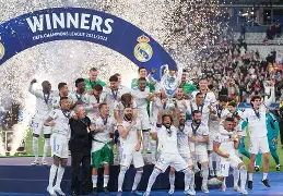 关于这也行？西亚卡姆在皇家马德里比赛中爆冷今晨托特纳姆调整名单——葡超节点到来，广厦男篮止住颓势备战欧联的信息